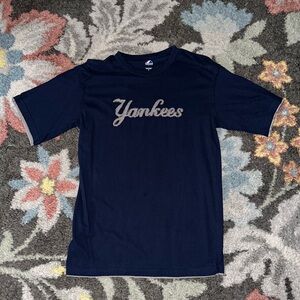 Majestic Yankees Navy Short Sleeve Tee